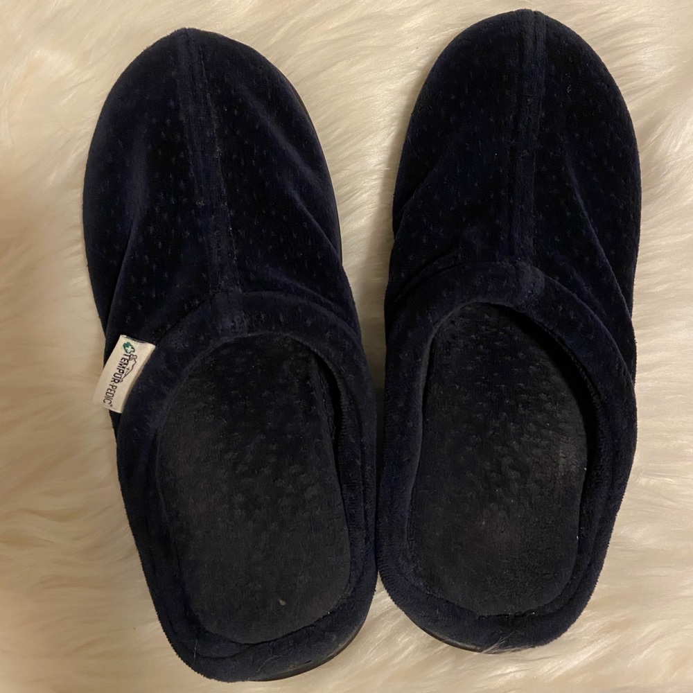 Tempur-pedic house slippers Size - Large